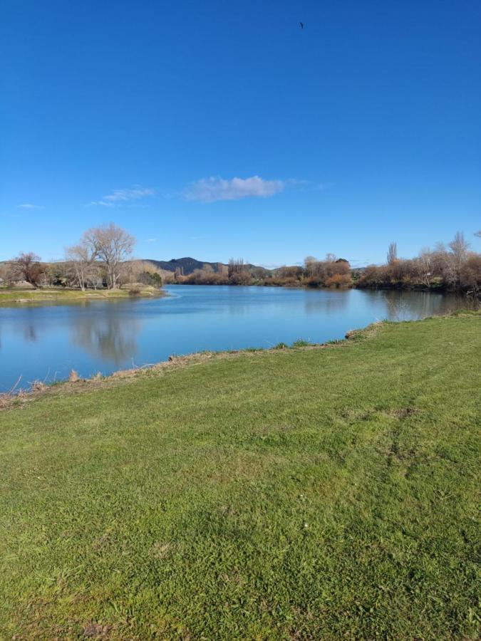 Studios On Carroll - Ex Ferry Hotel Wairoa Экстерьер фото